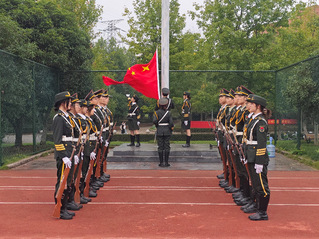 经管学院举行升旗仪式